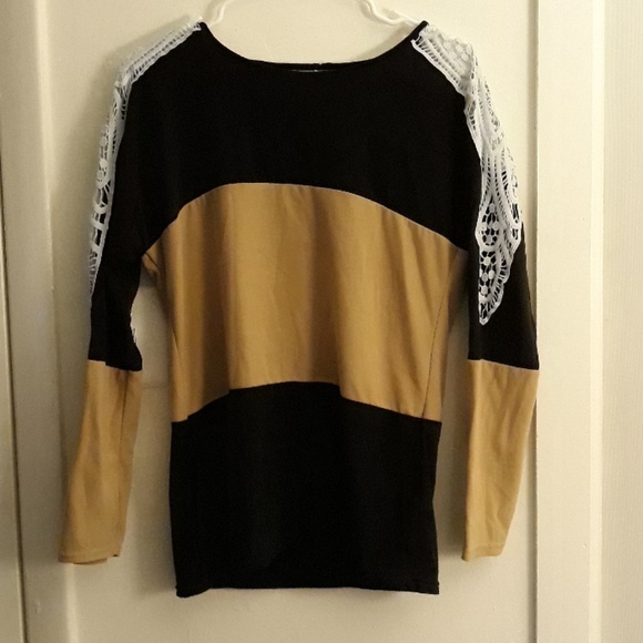 Amazon Sweater - Picture 2 of 3